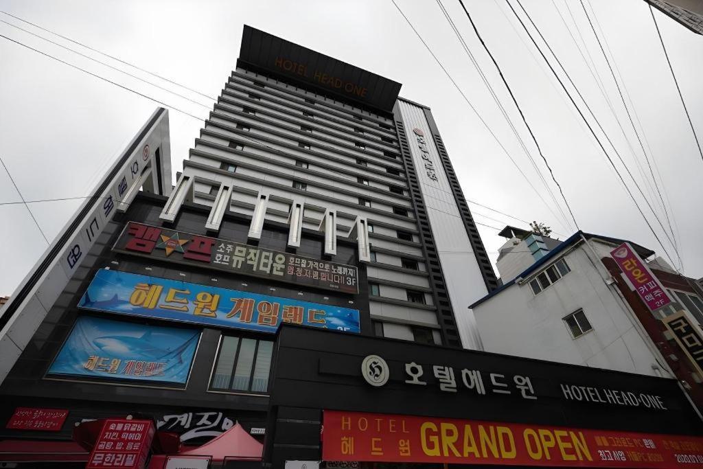 Hotel Head-One Uijeongbu Exteriör bild